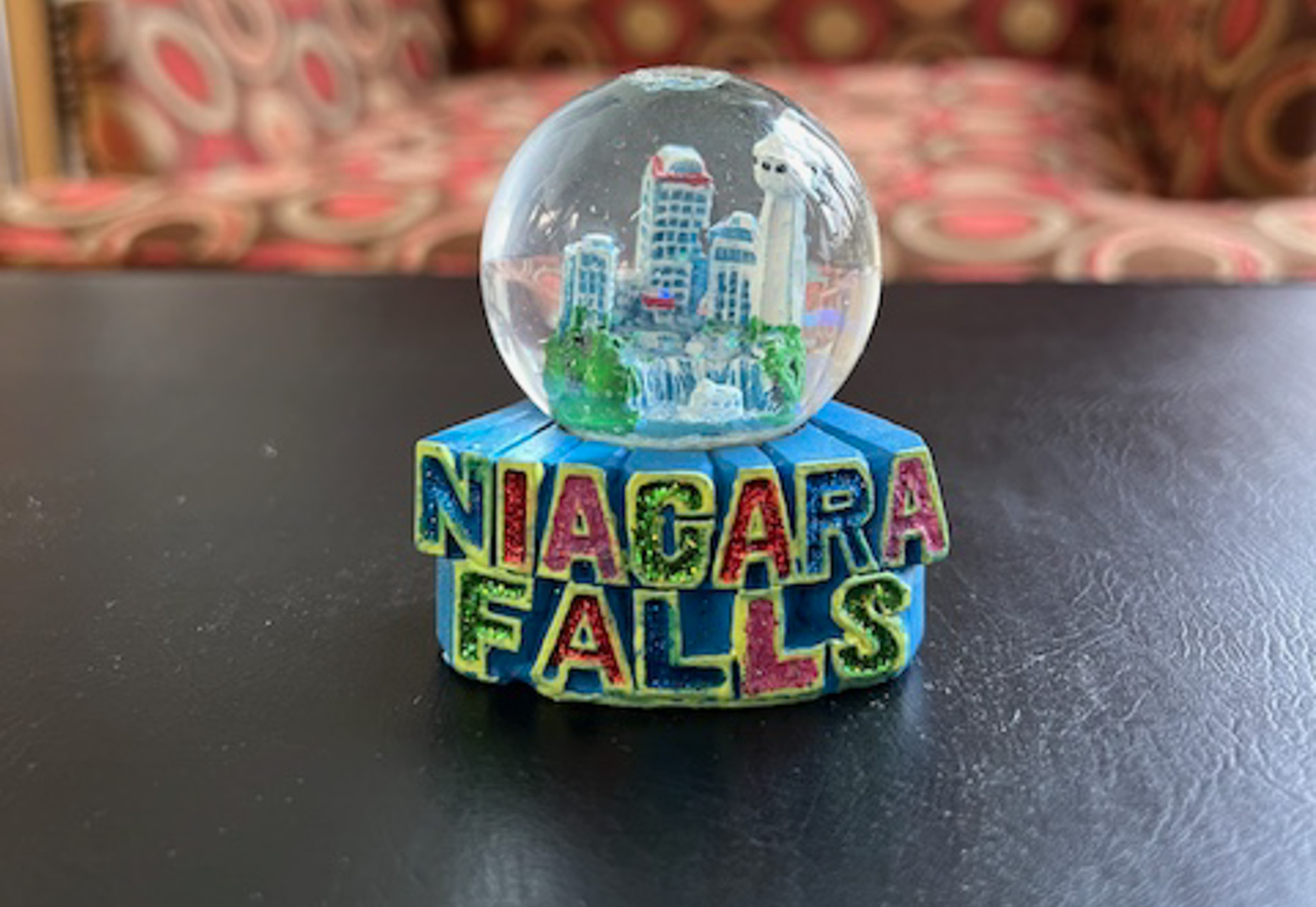 Niagara Falls Snow Globe